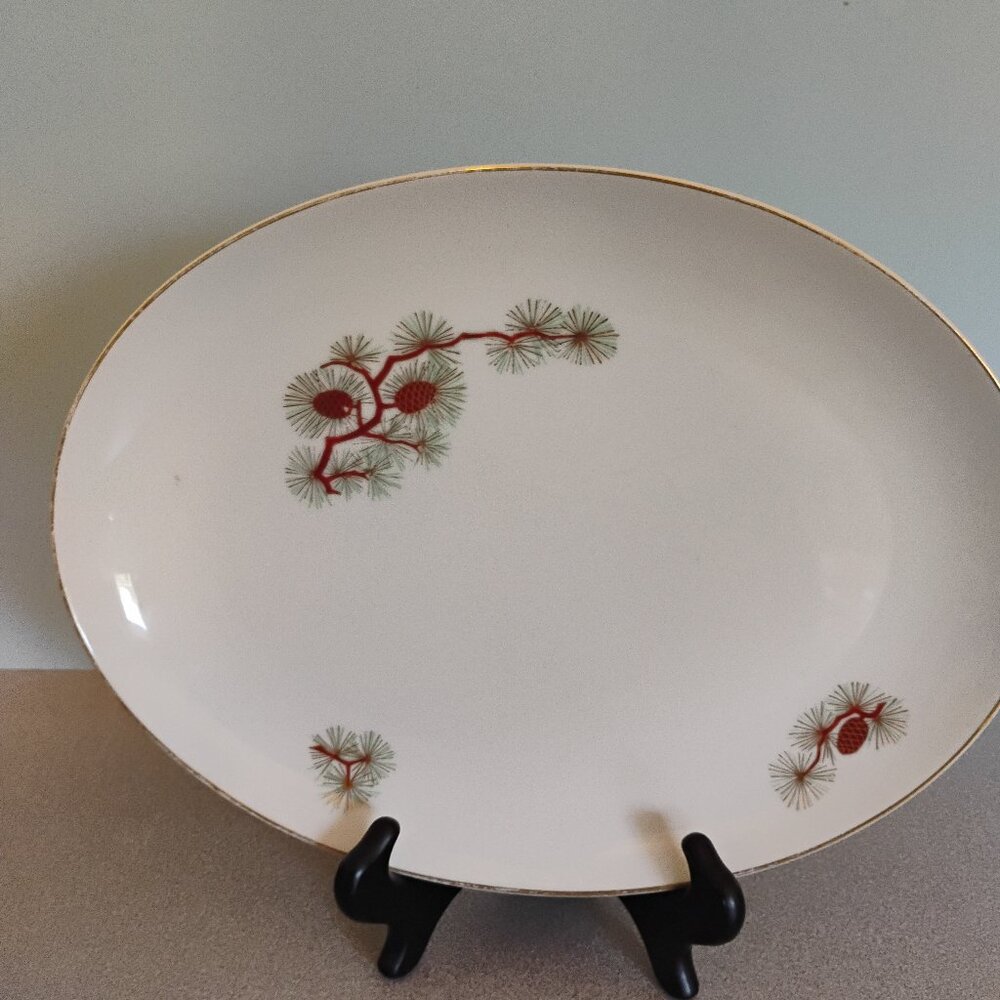 Fukagawa Arita Pine Cone Pattern Oval Platter 12"